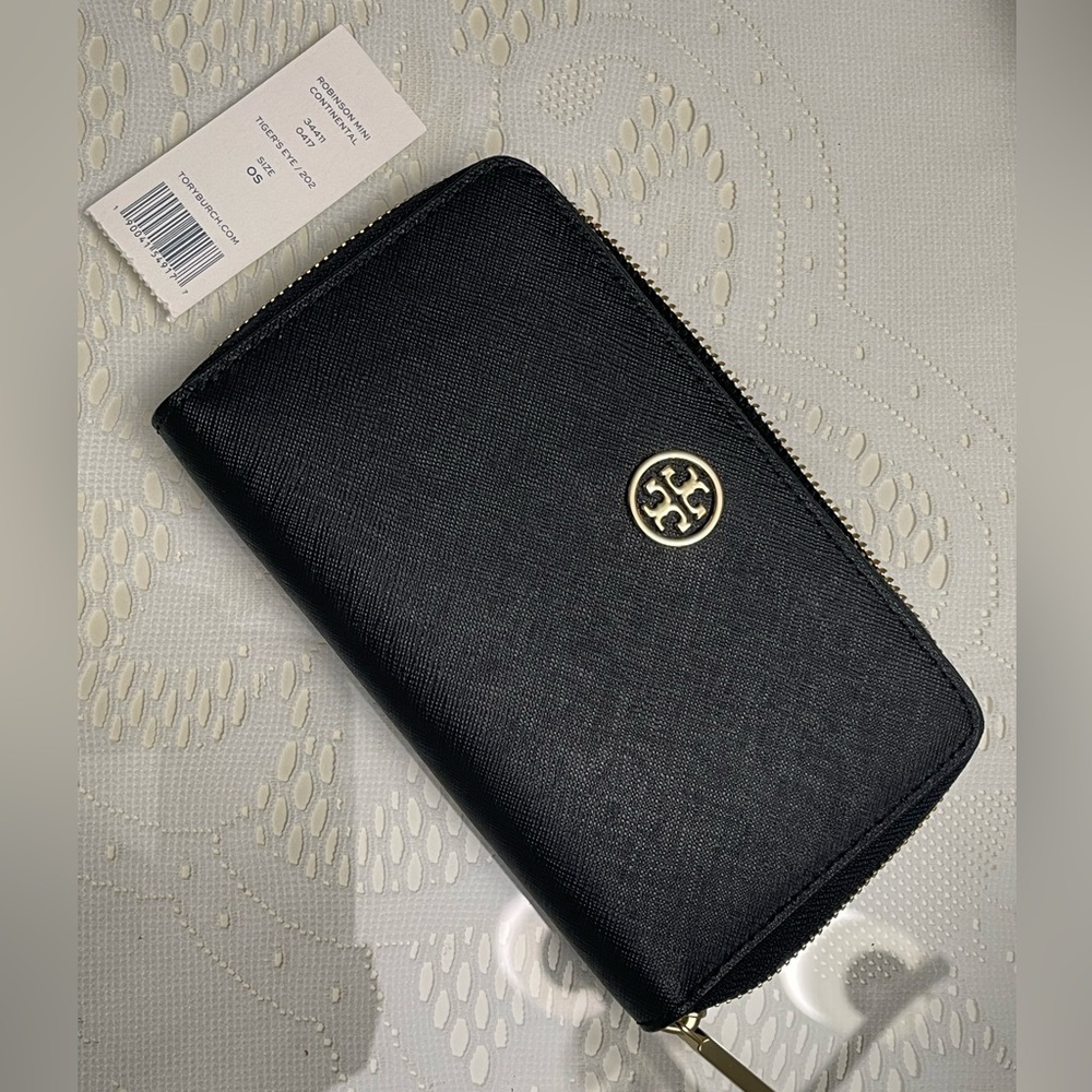 Tory Burch Black Wallet NWT